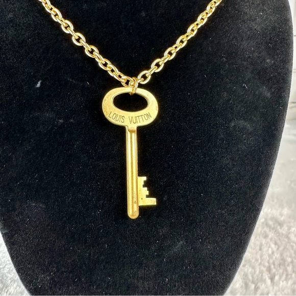 SOLD Louis Vuitton skeleton trunk key on chain - Picture 2 of 6